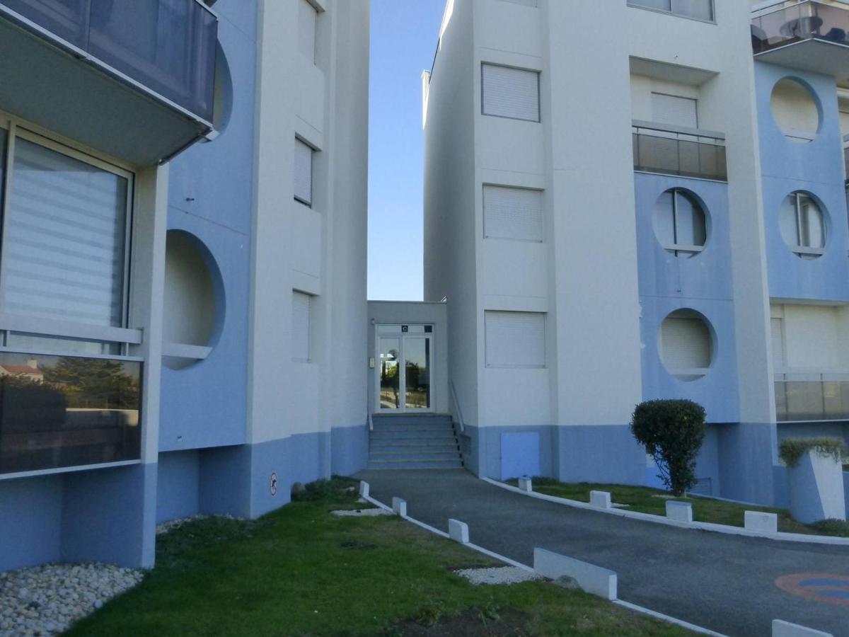 Appartement 2 Pieces Avec Balcon Et Parking A Saint-Gilles-Croix-De-Vie - Fr-1-224-39 Exteriör bild