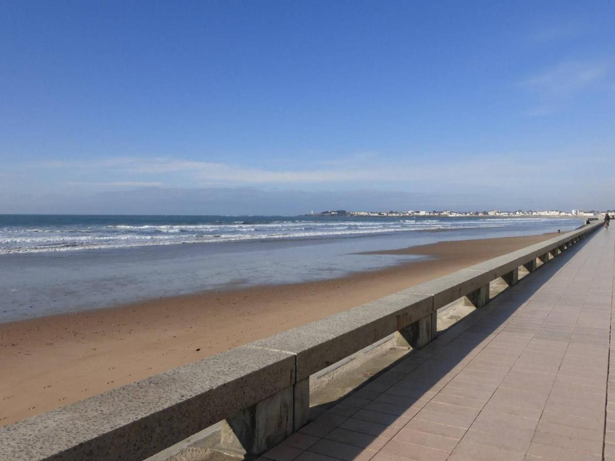 Appartement 2 Pieces Avec Balcon Et Parking A Saint-Gilles-Croix-De-Vie - Fr-1-224-39 Exteriör bild